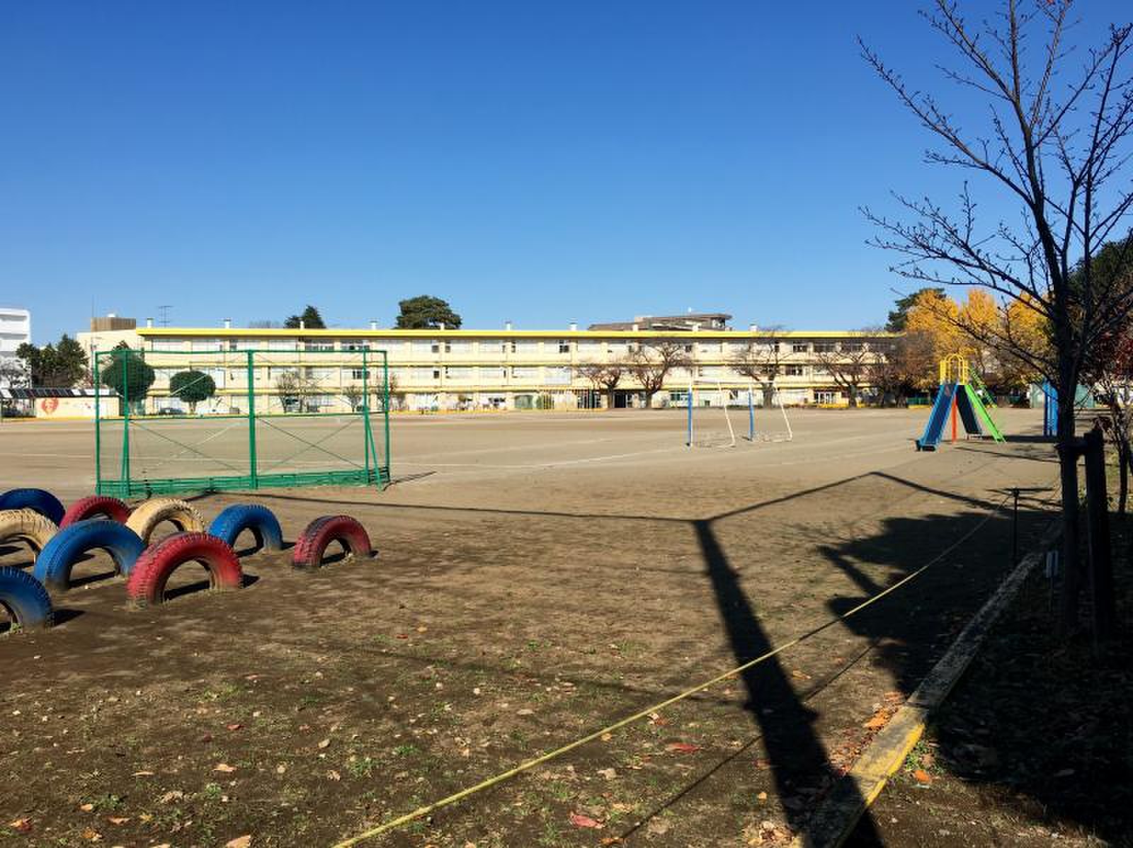 ふじみ野市立上野台小学校の評判と学区｜保護者の口コミ＆教育環境まとめ