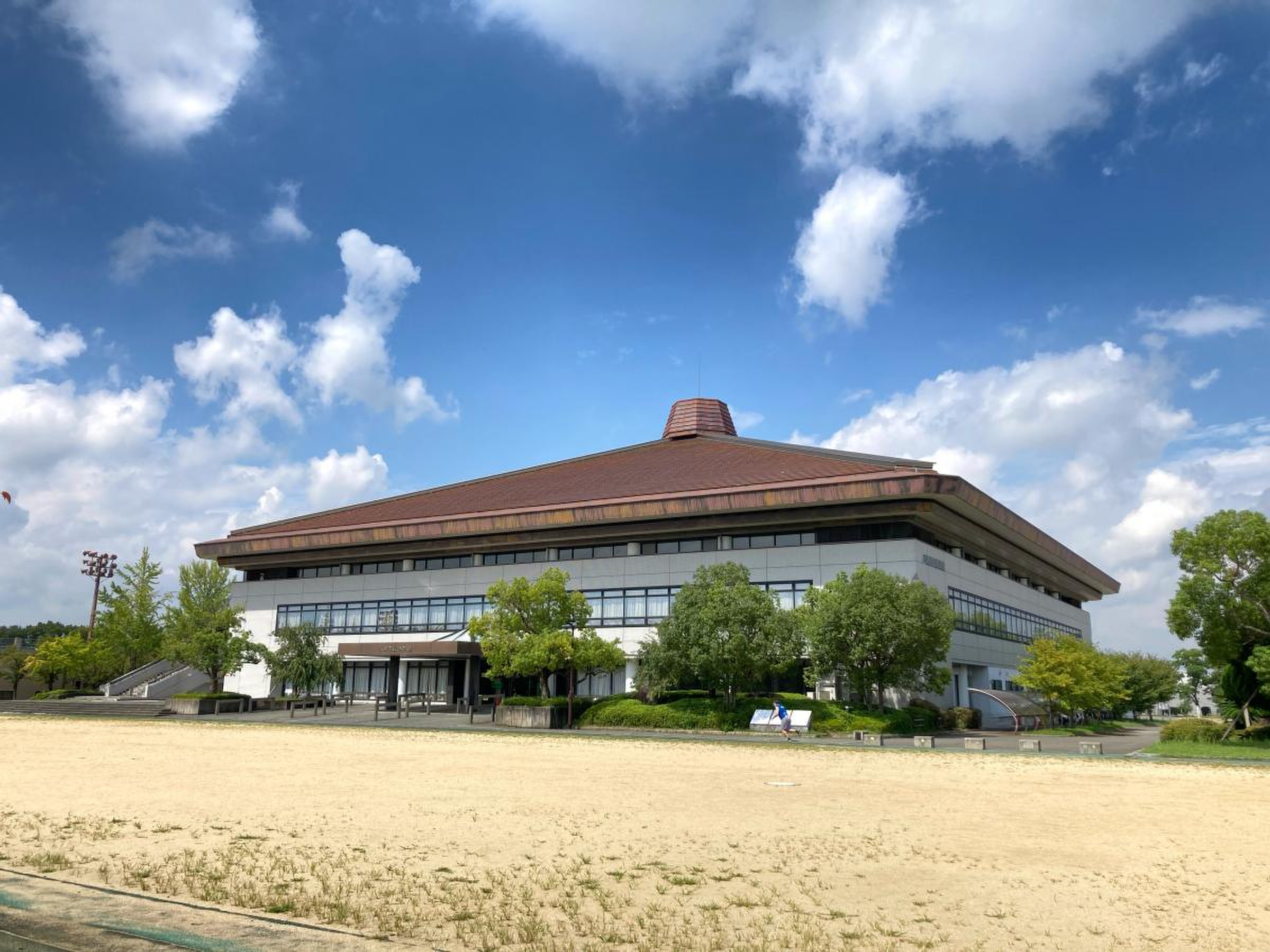 八幡市民体育館の完全攻略2026｜予約・料金と損しない活用術