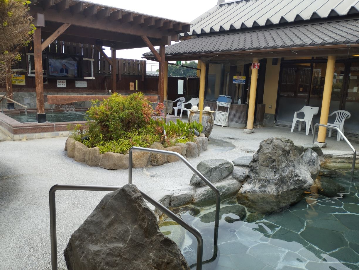 極楽湯堺泉北店の閉店理由と跡地現在｜代替の堺市サウナ温泉も徹底検証