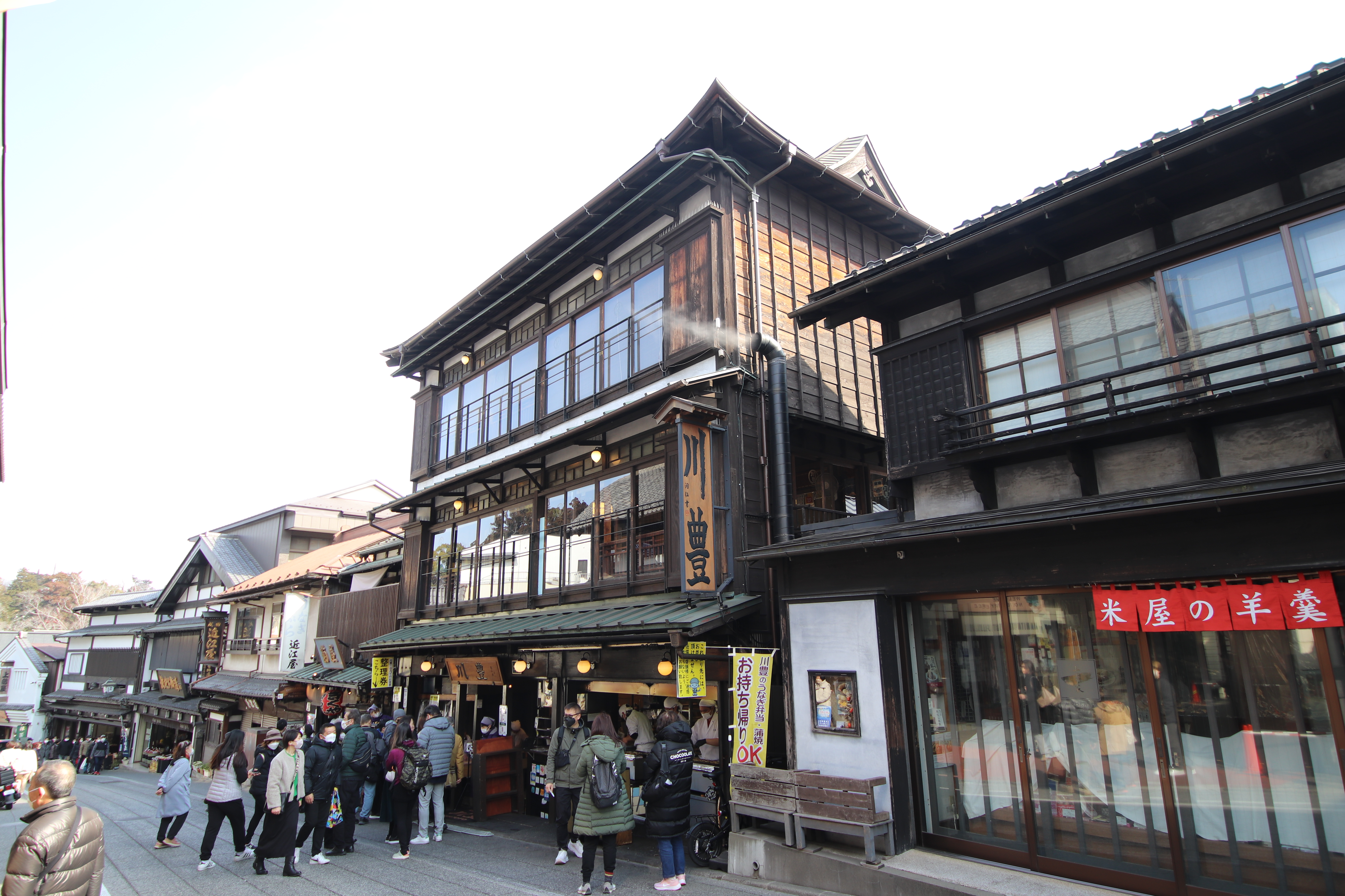 成田山「川豊」攻略ガイド！待ち時間短縮の裏ワザと本店・別館徹底比較