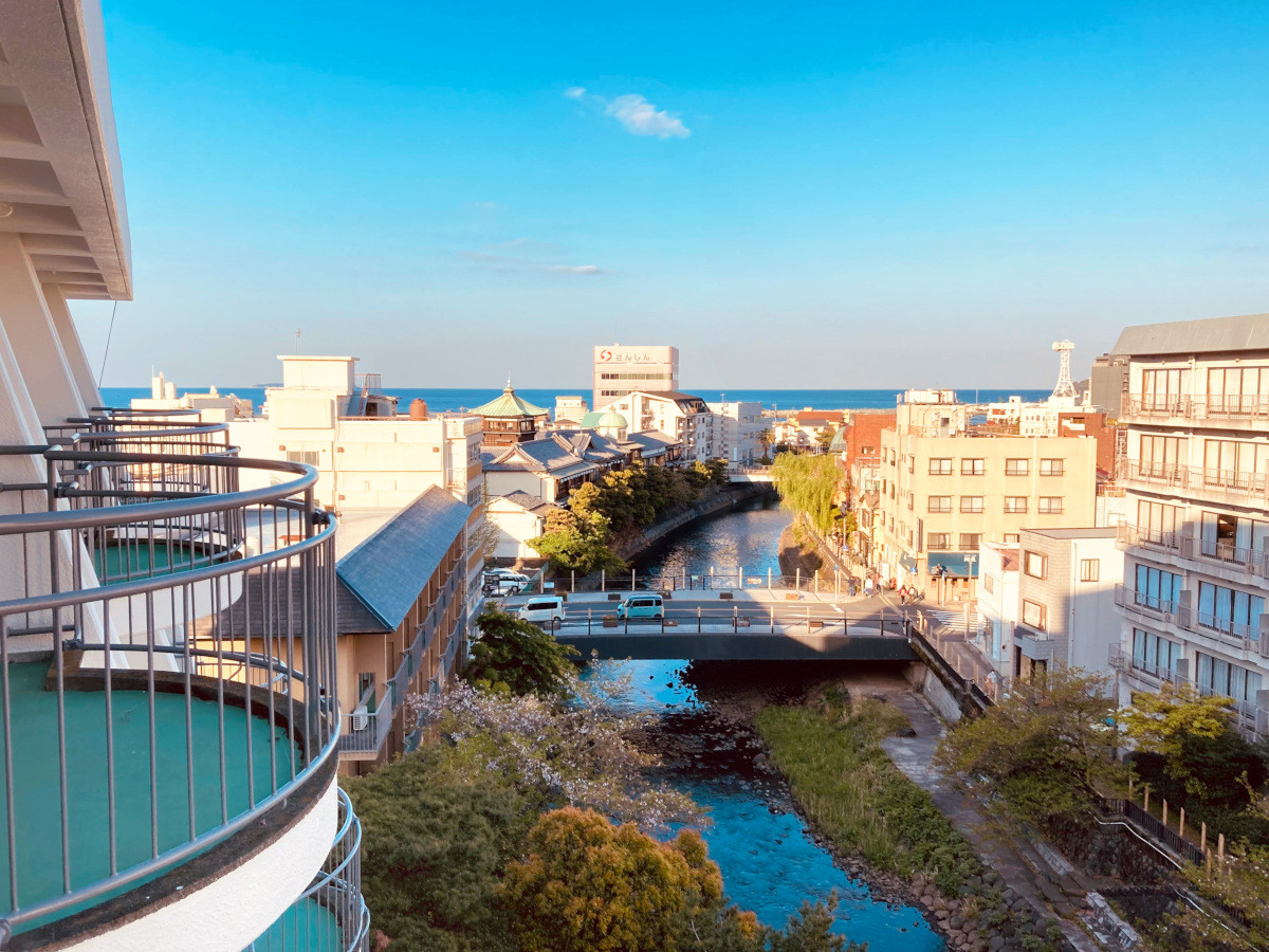 伊東園ホテルズの評判と安い理由の真相｜バイキングと格安温泉宿を徹底検証