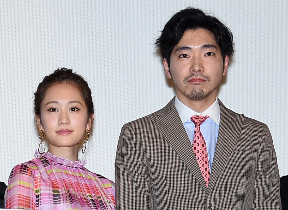 俳優の前貼り事情とは？濡れ場撮影の裏側やトイレ問題まで徹底解説