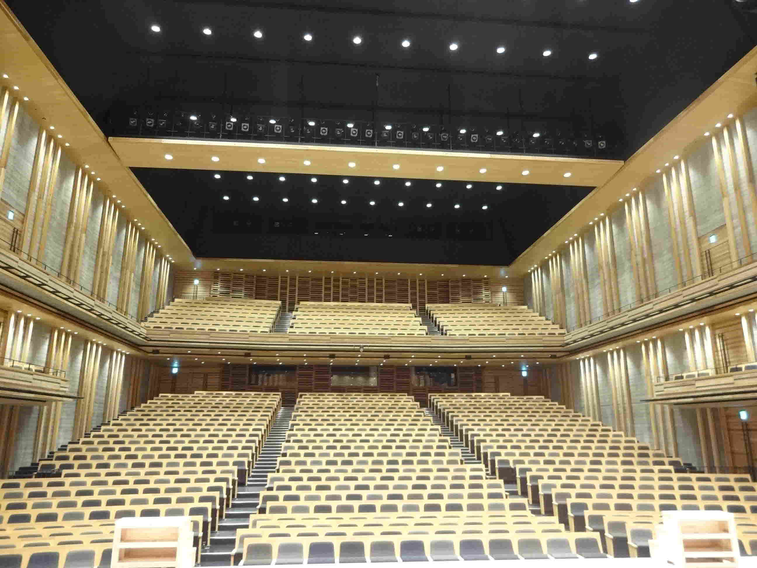 観音寺市民会館の座席見え方とキャパ徹底検証！駐車場と2026最新