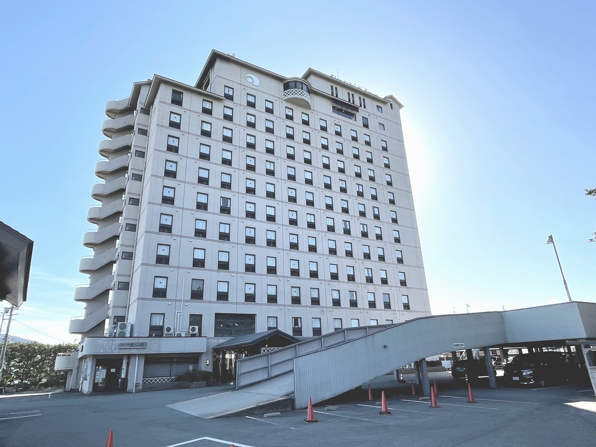 ホテルキャッスルイン伊勢の評判は？温泉・朝食のコスパと真相を暴く