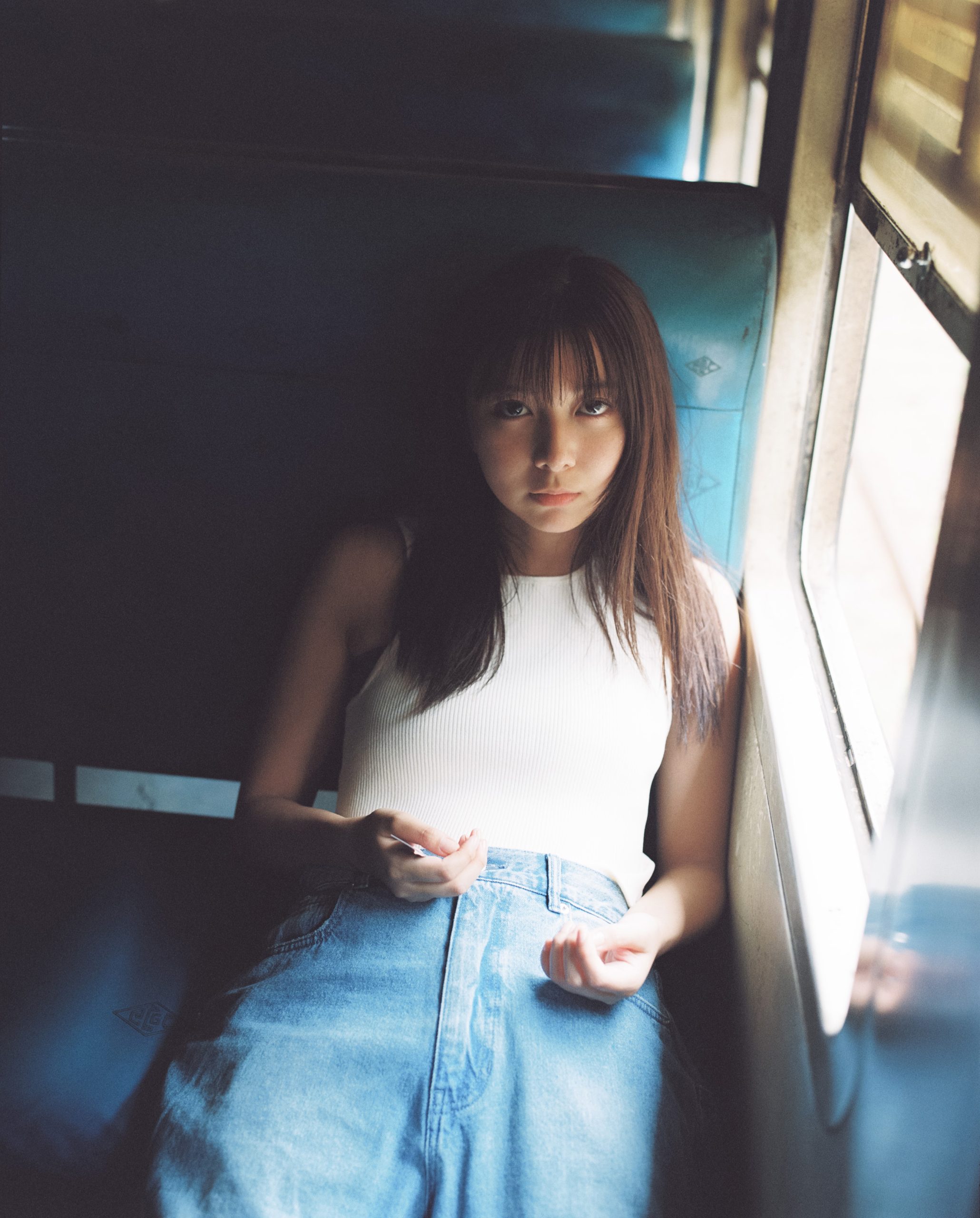 上白石萌歌の写真集『まばたき』の魅力と噂の真相！水着や特典も徹底解説