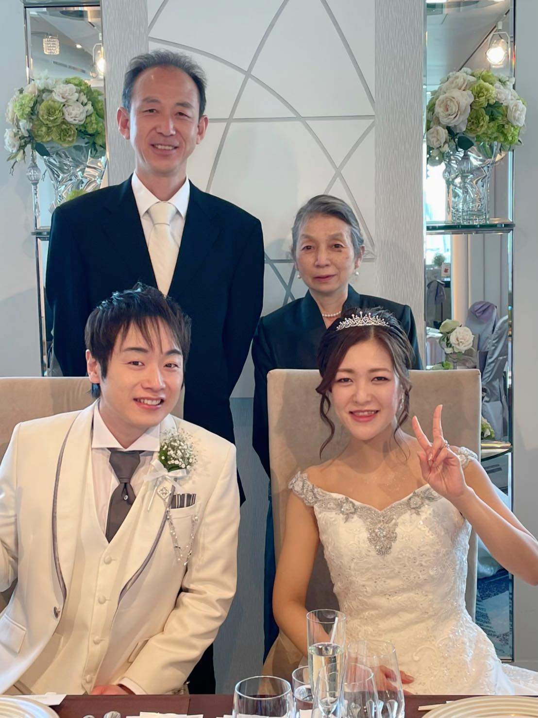 教え子との結婚は違法？卒業後のリスクや懲戒処分、馴れ初めの真相