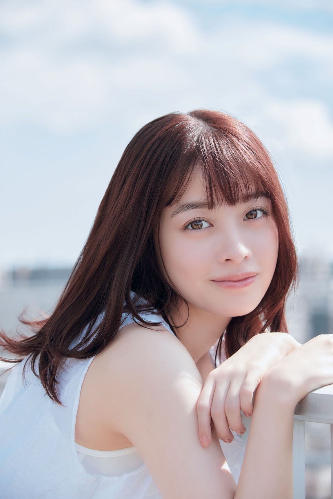 橋本環奈グラビアの軌跡と封印の真相｜奇跡の一枚から2026年の現在