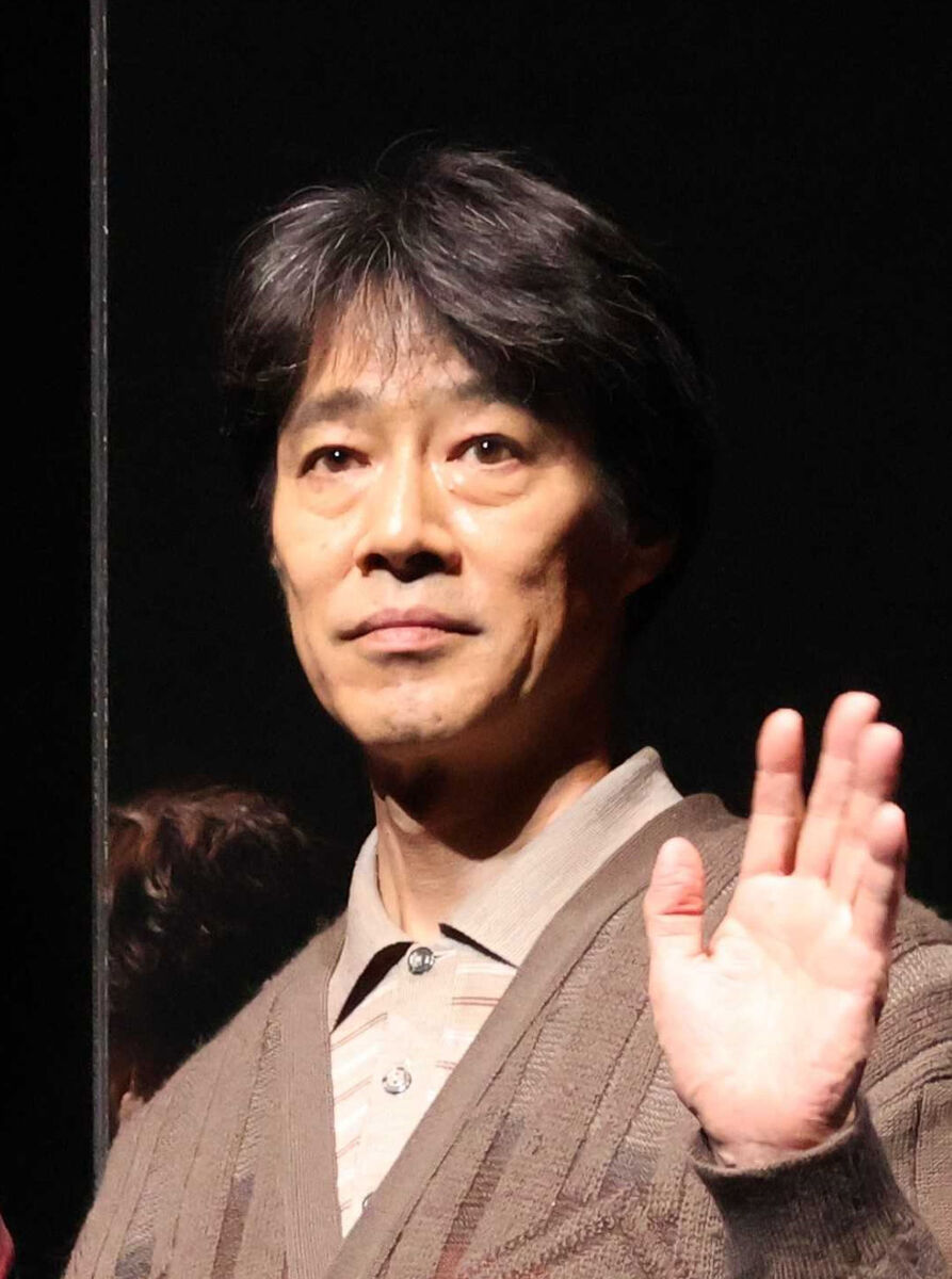 堤真一の身長は何Cm？サバ読み疑惑と共演者比較で判明した真実