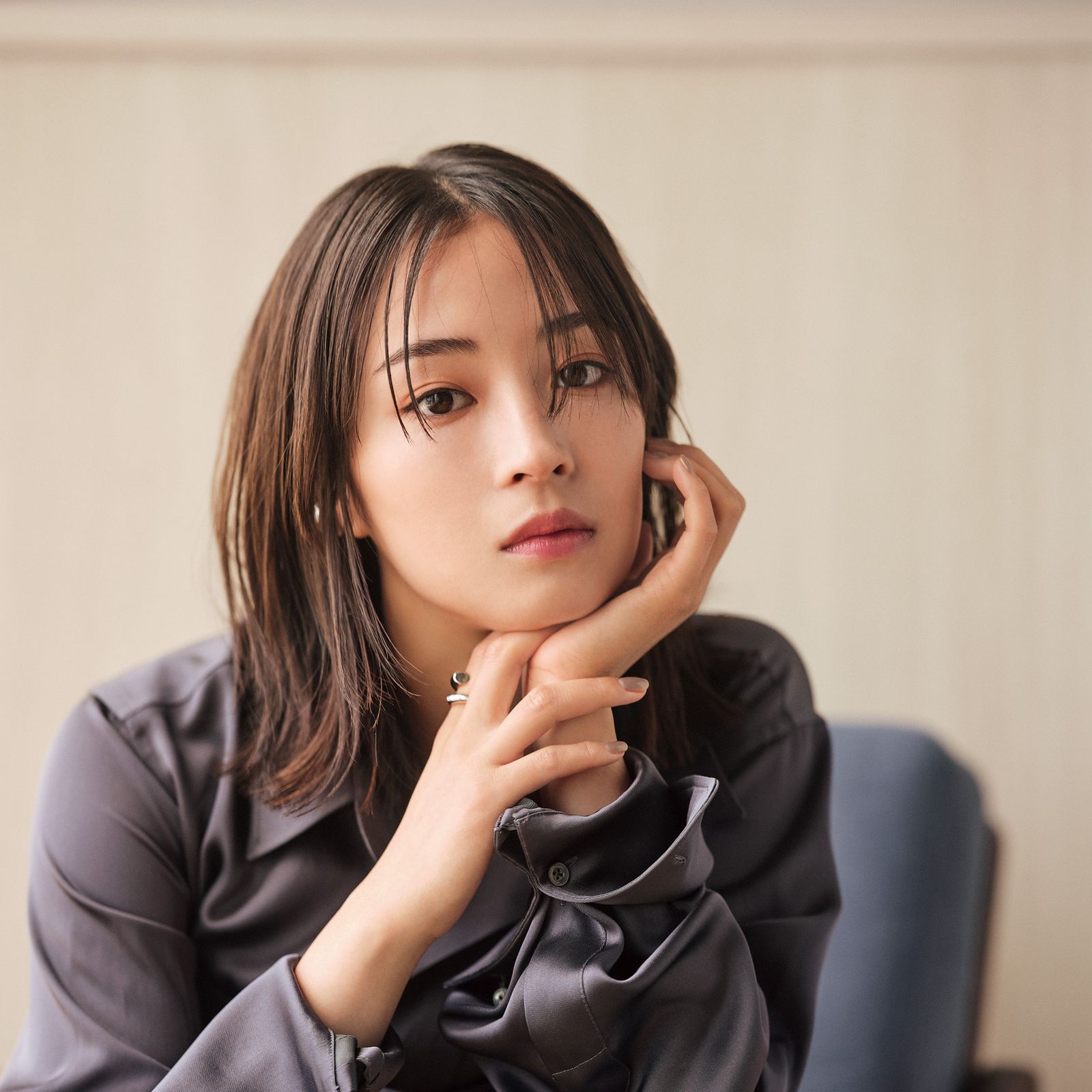 広瀬すず最新写真に「大人の色気」と絶賛の嵐！現在の姿と髪型を徹底解剖