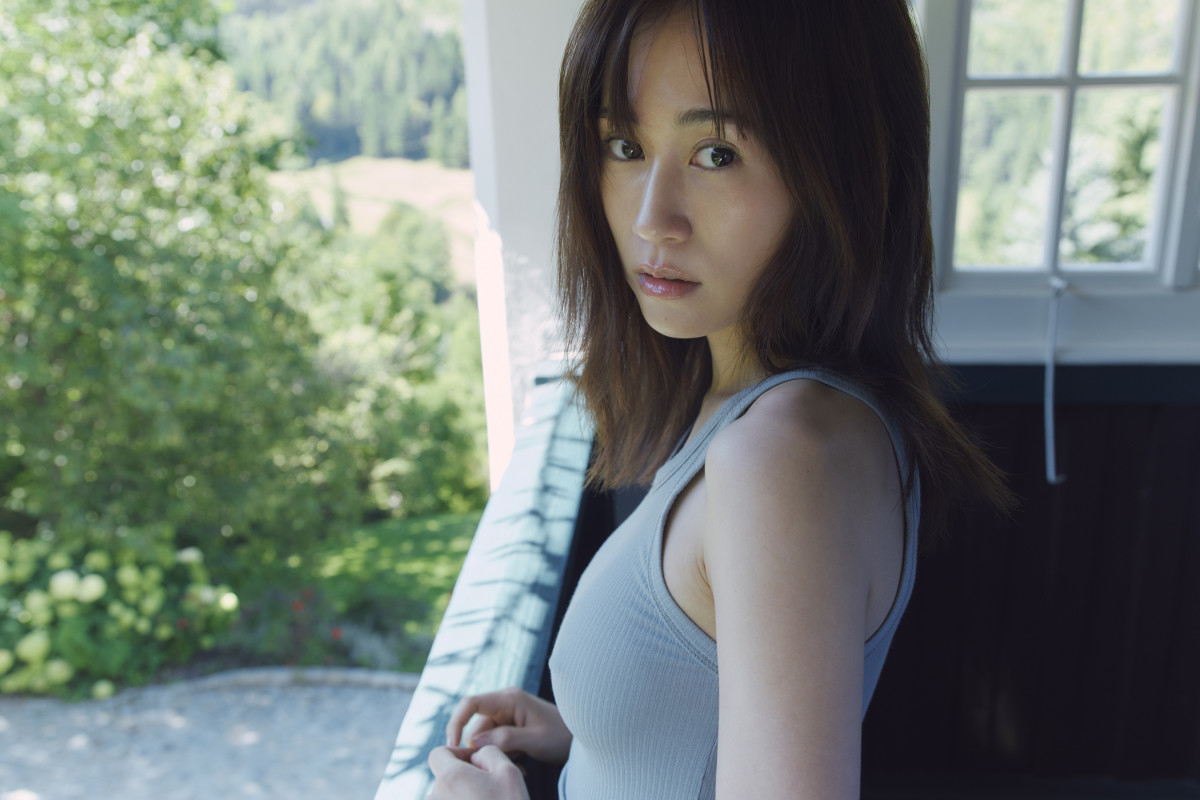 前田敦子写真集の歴代一覧と売上真相！卒業作から現在までの評価を総括