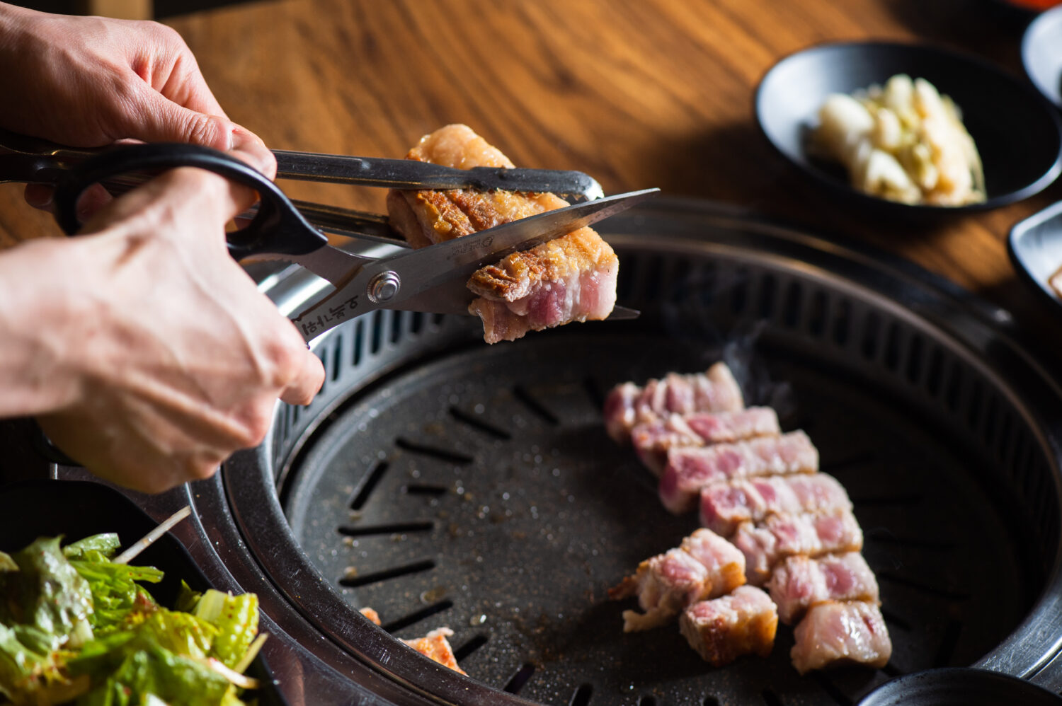 サムギョプサルの美味しい食べ方｜包み方の順番と絶品タレの極意