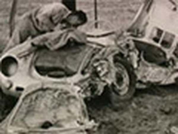 ジェームズ・ディーン死因の真相 ポルシェ事故と未公開記録の全貌