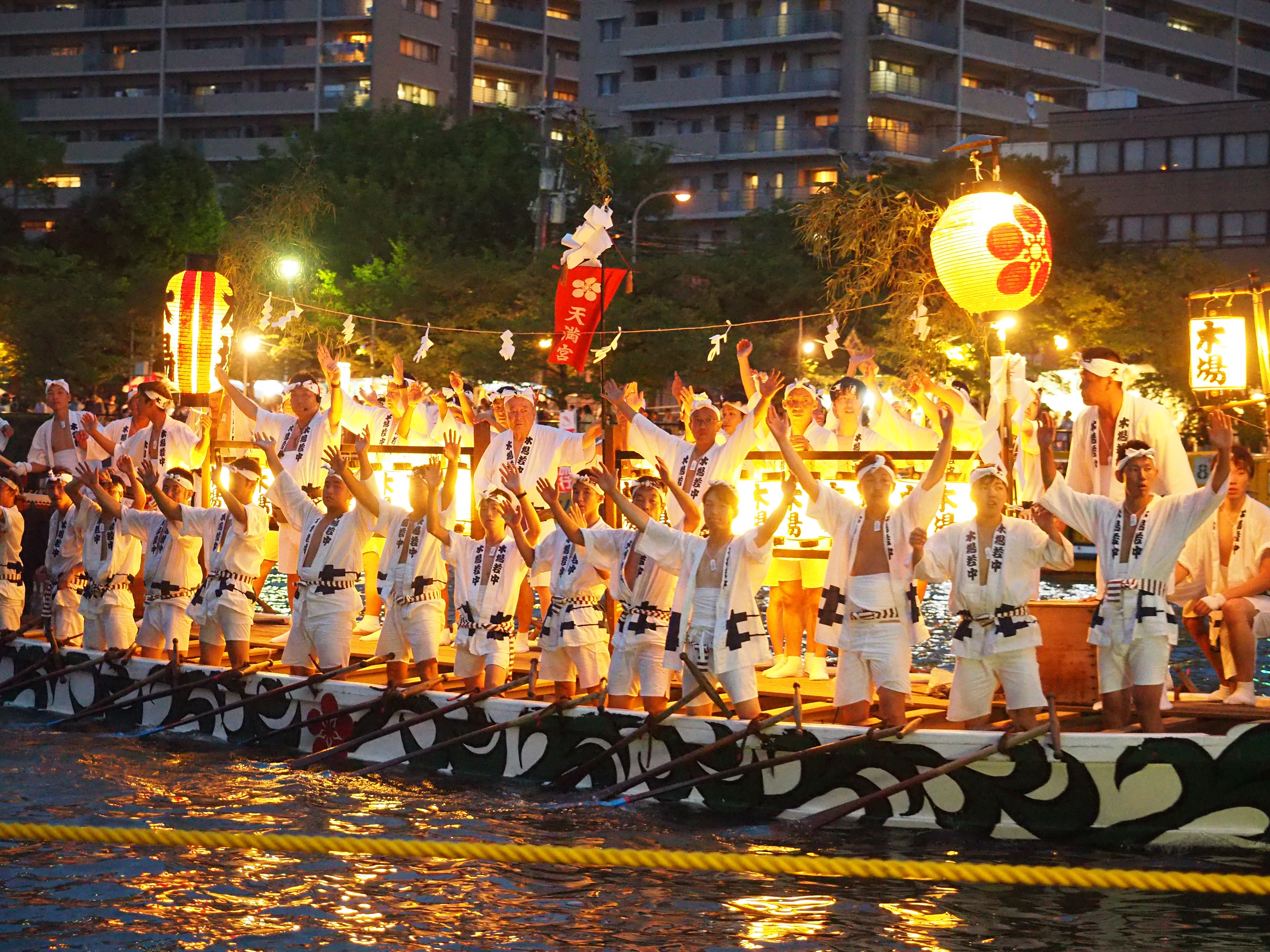 天神祭の人出は本当に130万人？混雑の真相と回避策を徹底解明