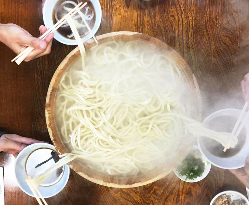 徳島名物・土成たらいうどんの真実！秘伝ジンゾク出汁と老舗を徹底検証