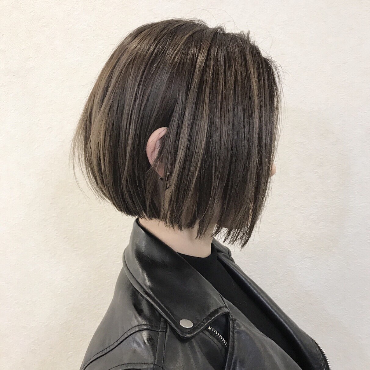 ウィービングカラーとは？ハイライトとの違いや白髪ぼかしの真実