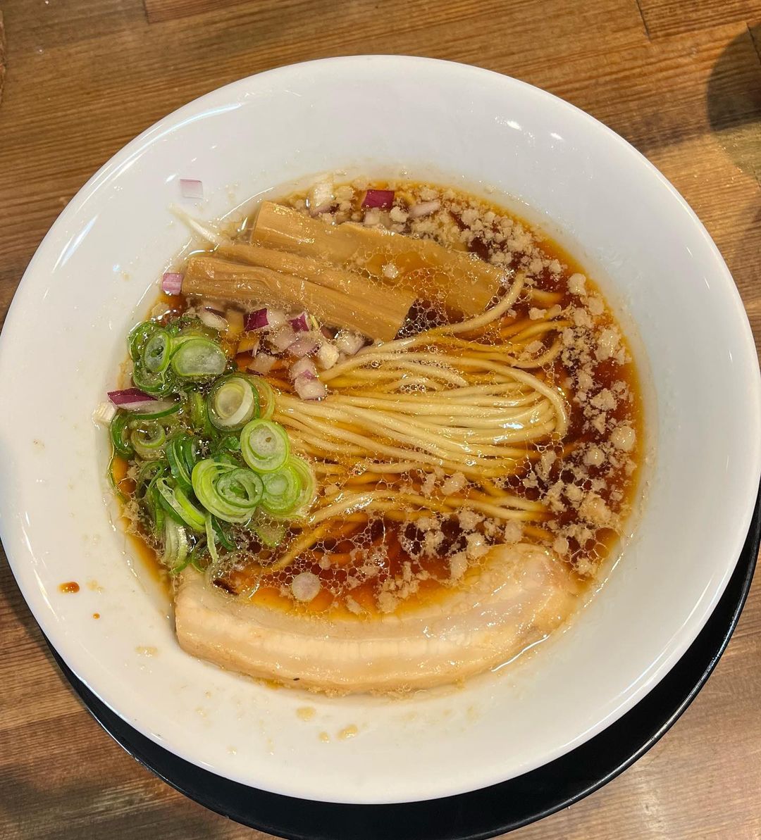 東大阪の名店「中華そば九兵衛」徹底解剖！極上の一杯と行列必至の理由