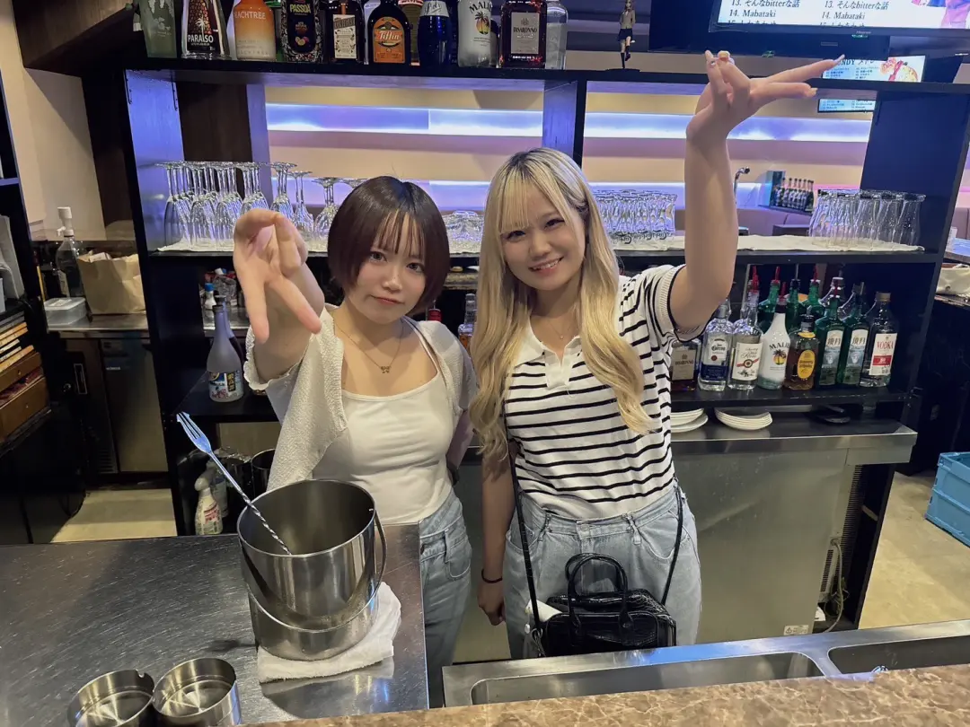 川崎の夜を変革する人気ガールズバー徹底ガイド！初回相場と穴場