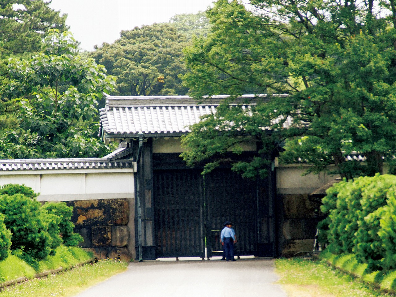 【2026年独自取材】千代田区・半蔵門で老朽化ビル解体ラッシュ、「隠れアスベスト」の恐怖と周辺住民の不審感
