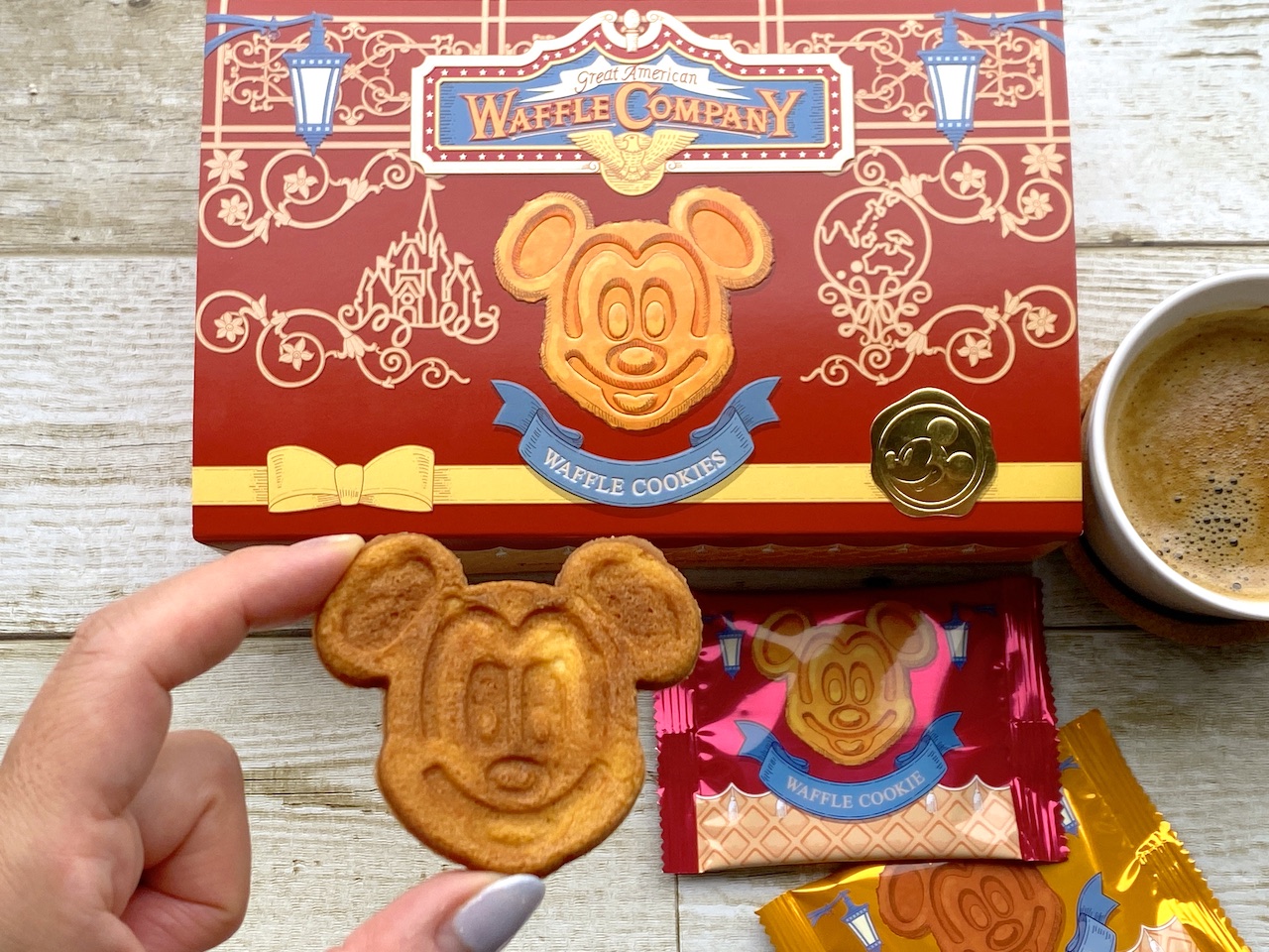 【2026最新】ディズニーシーお土産完全版！人気お菓子＆限定グッズ攻略