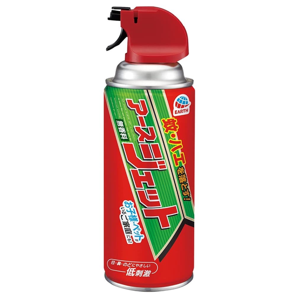 ゴキブリにアースジェットは効く？逃げる理由とプロが教える退治術
