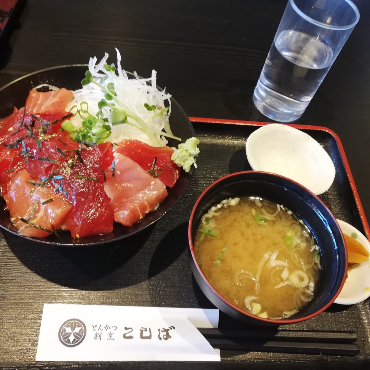 町屋の名店「とんかつ割烹こしば」の真髄｜味の秘密と混雑攻略