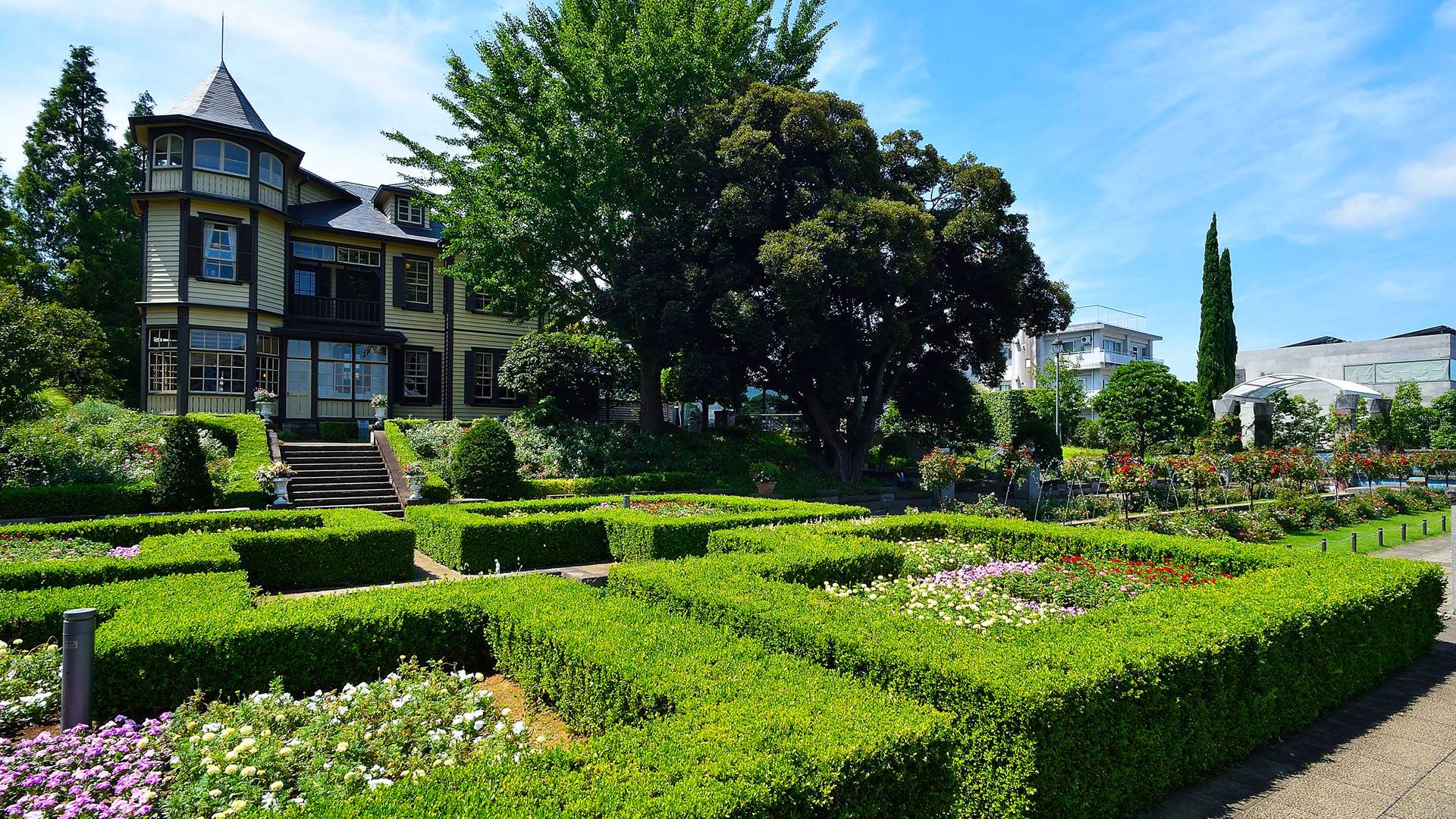横浜・山手イタリア山庭園の歩き方！洋館巡りとバラの絶景を徹底解説