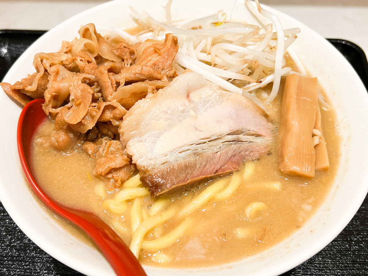 東京駅の安いランチ2026！1000円以下やワンコイン穴場名店
