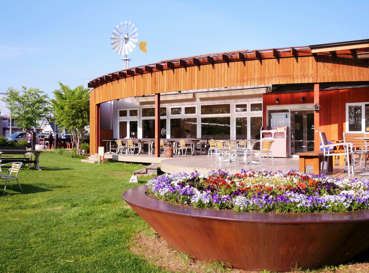 日本一広い「ますやパン 麦音」完全ガイド！限定メニューと混雑攻略