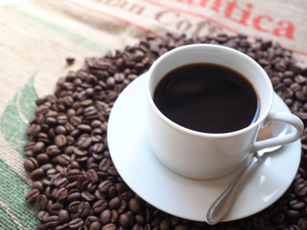 コーヒーでお腹が痛くなる原因は？胃痛・下痢のメカニズムと即効対処法