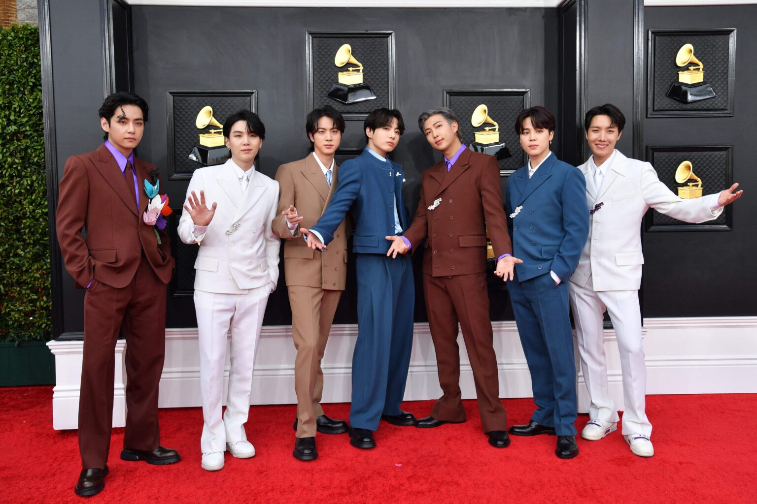 Btsがグラミー賞を逃し続ける真の理由とは？選考の壁と未来