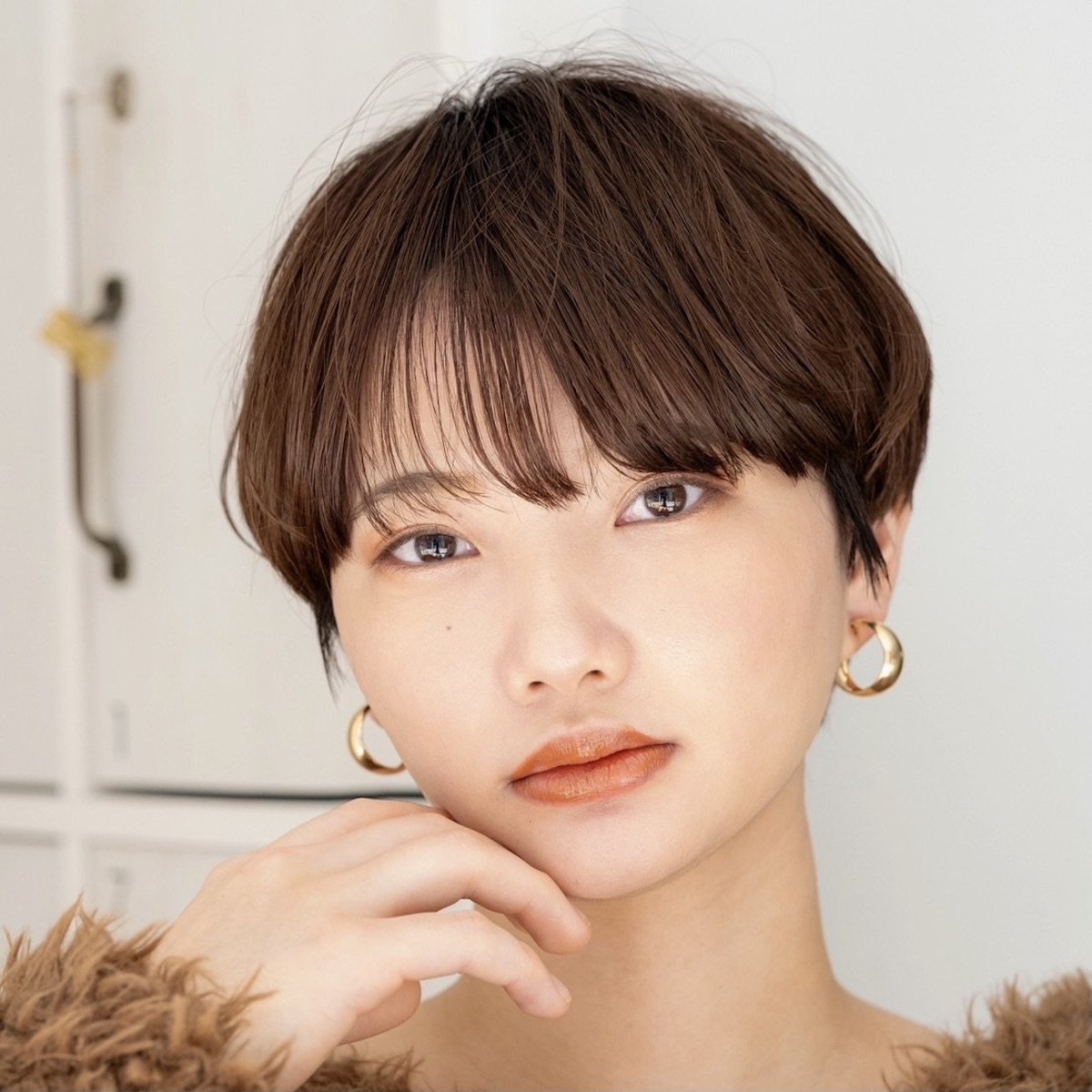 おでこが狭い芸能人一覧！美人やイケメンに多い理由と垢抜け髪型術