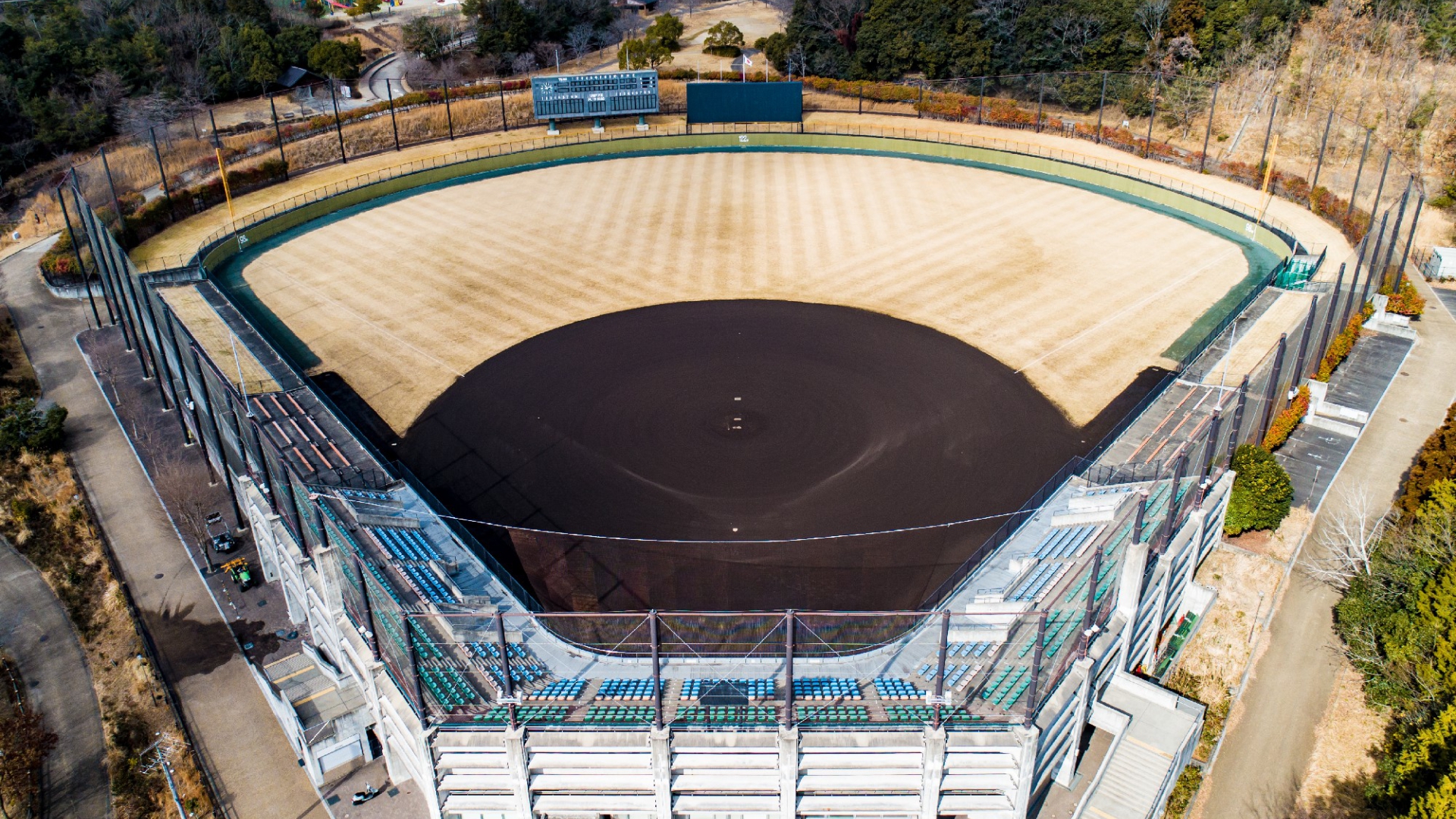 高槻市・萩谷総合公園の遊具と混雑＆駐車場完全攻略ガイド2026