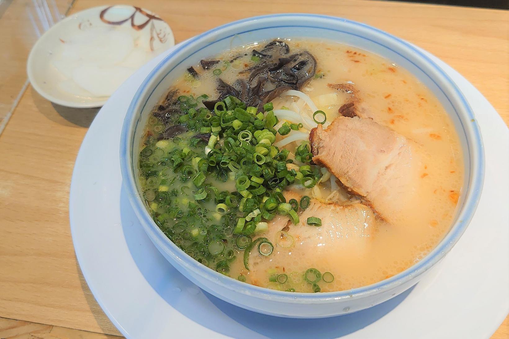 鹿児島市「ラーメン小金太」の魔力！深夜の行列と絶品チャーハン解剖