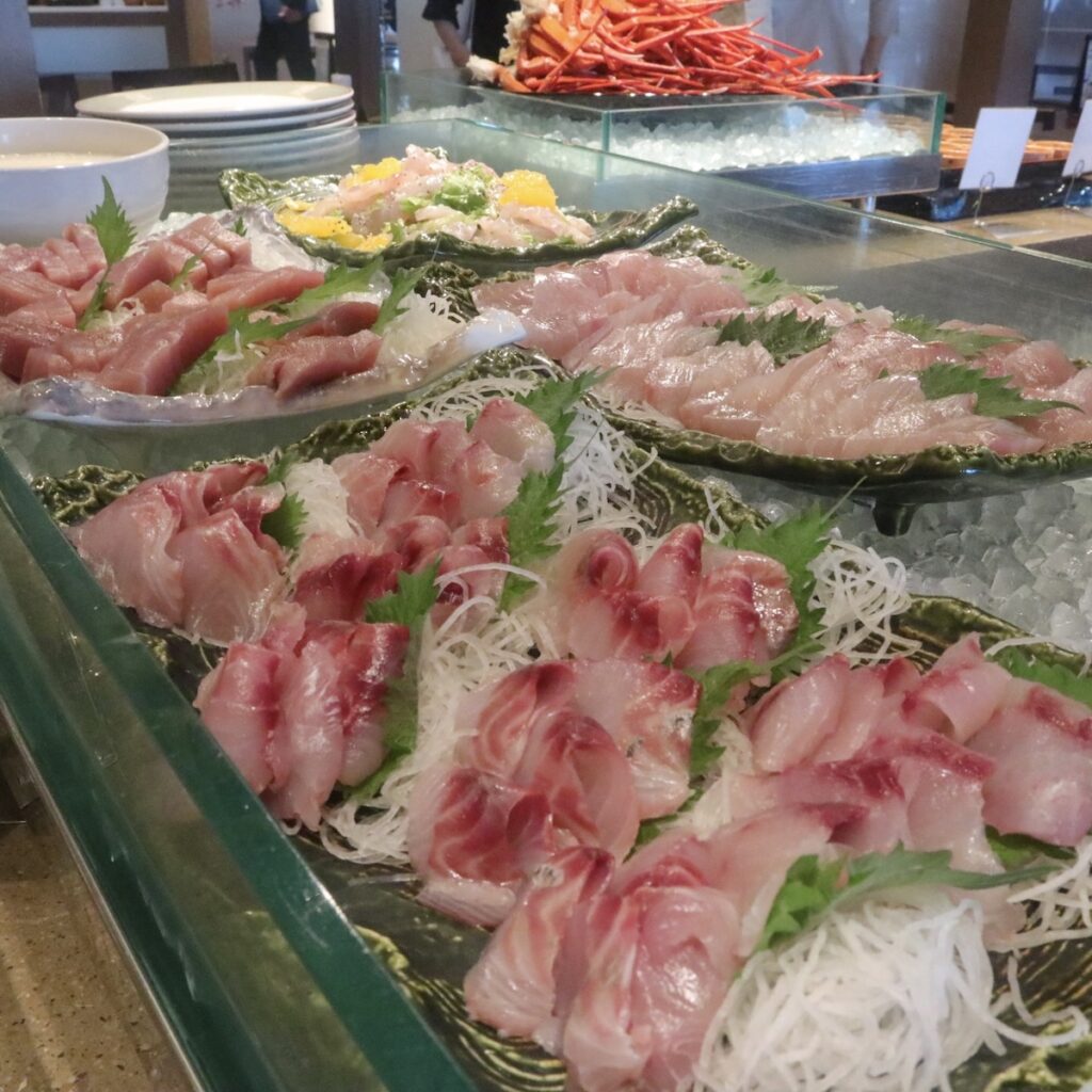熱海シーサイドのビュッフェは満足？海鮮の噂と夕食朝食のリアル評判検証