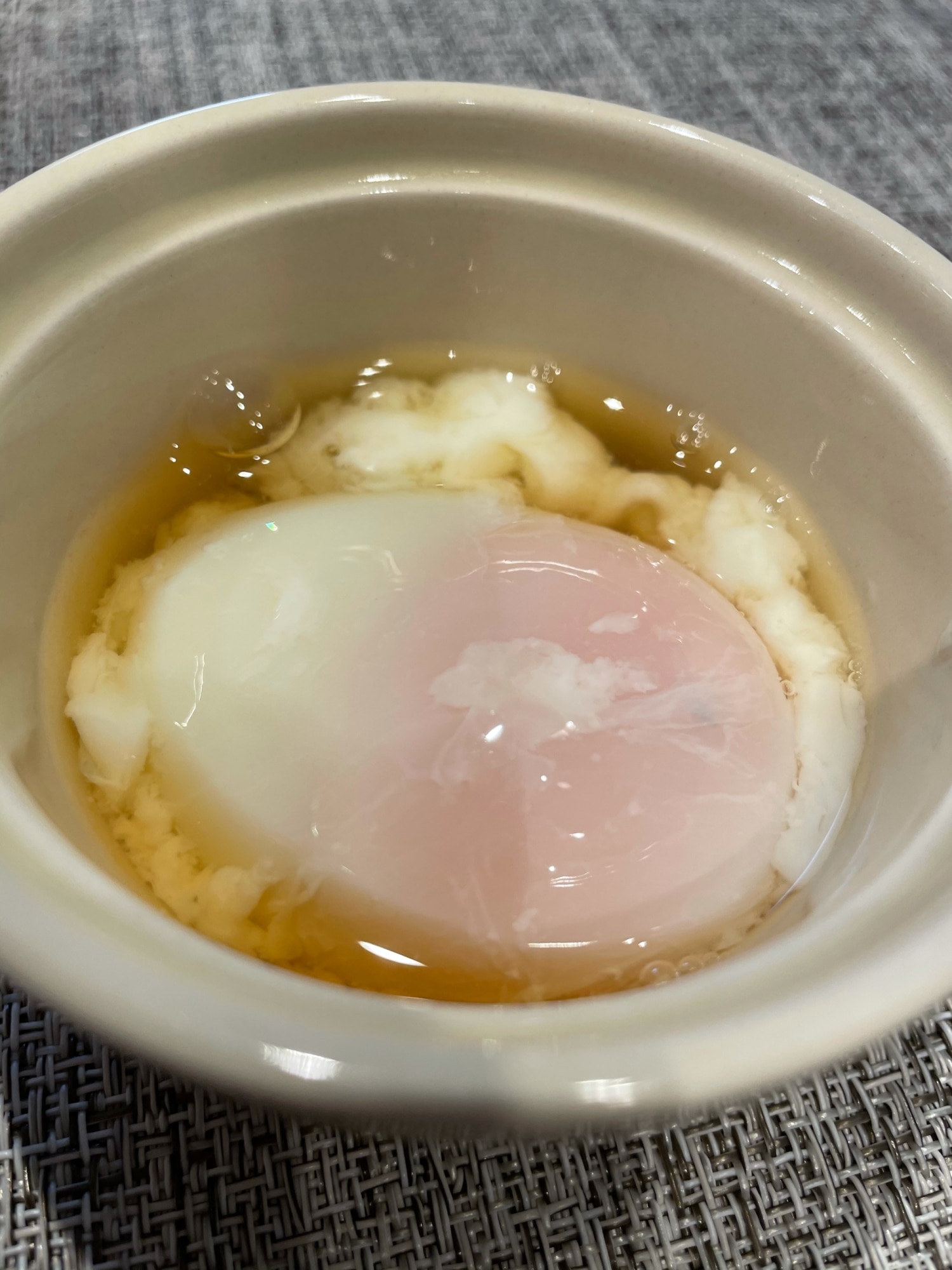 家の調味料で料亭の味に！温泉卵の絶品たれ黄金比と簡単レシピ決定版