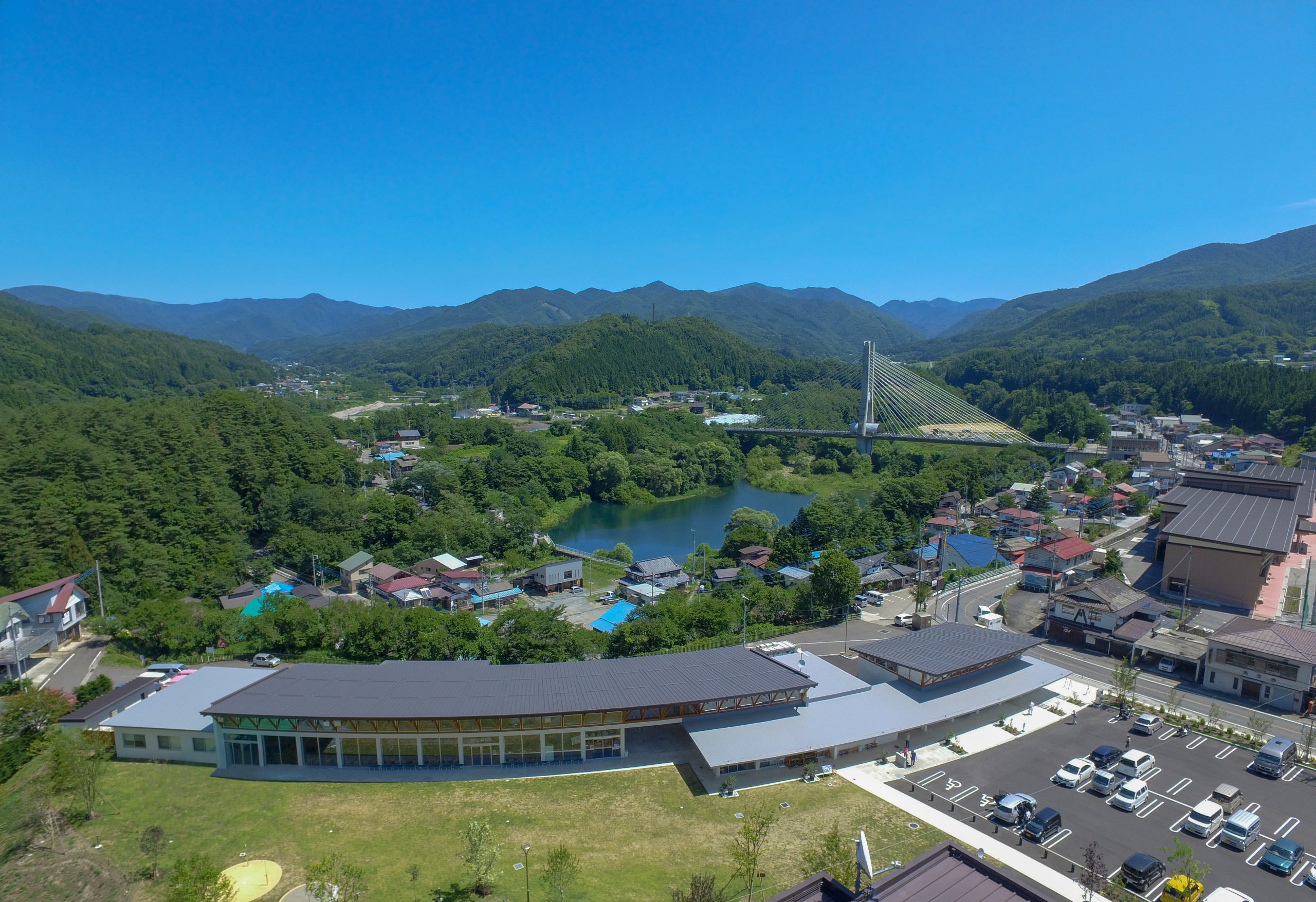 道の駅尾瀬かたしなが大人気の理由！絶品トマトソフトや足湯と車中泊ガイド