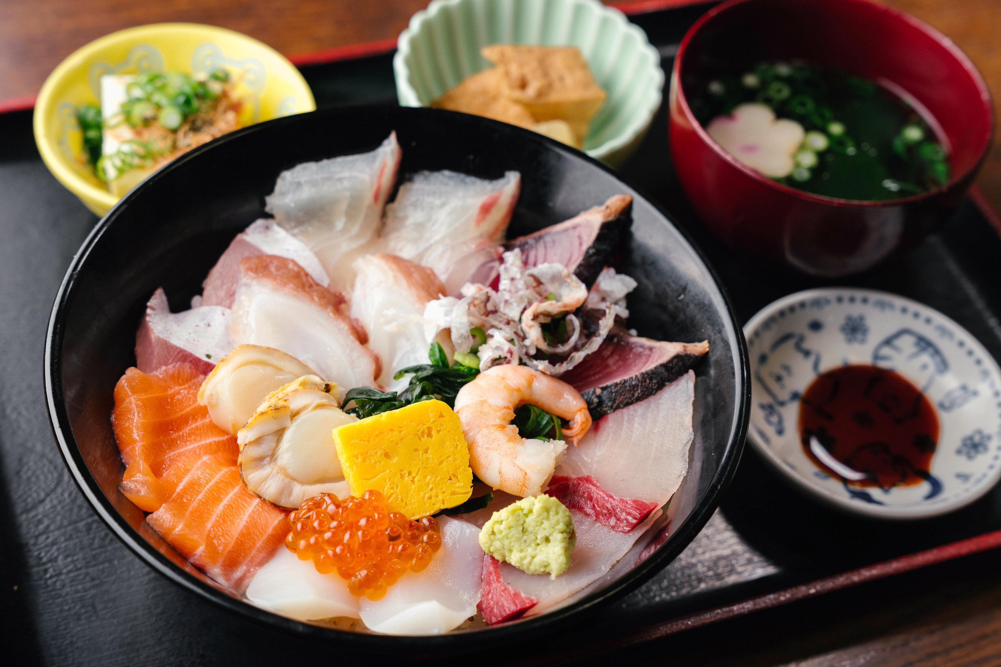 別府「海鮮いづつ」完全攻略！海鮮丼のコスパと待ち時間・予約の真実