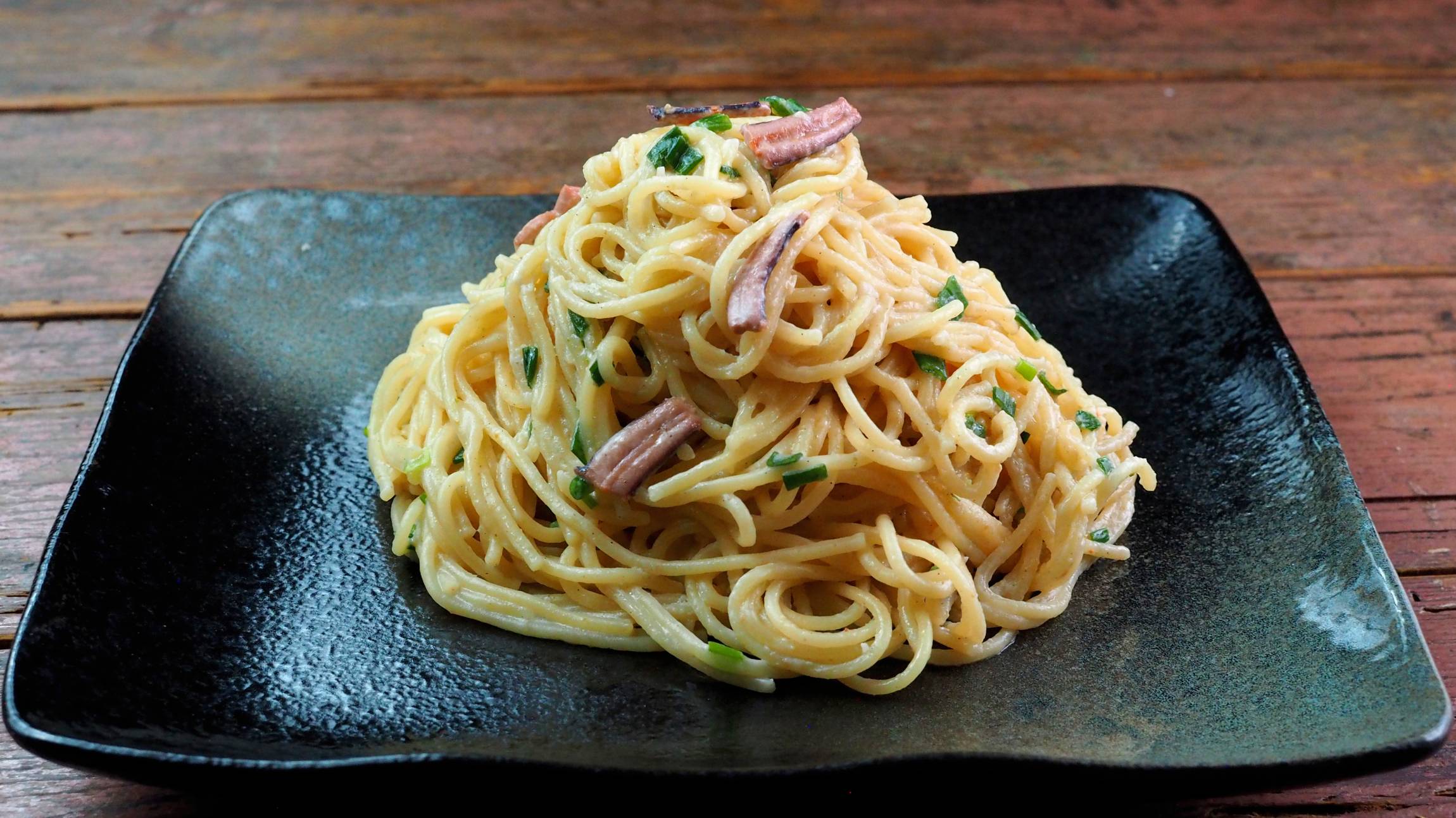殿堂入りイカの塩辛パスタ！生臭さを消す黄金比とプロ直伝アレンジ