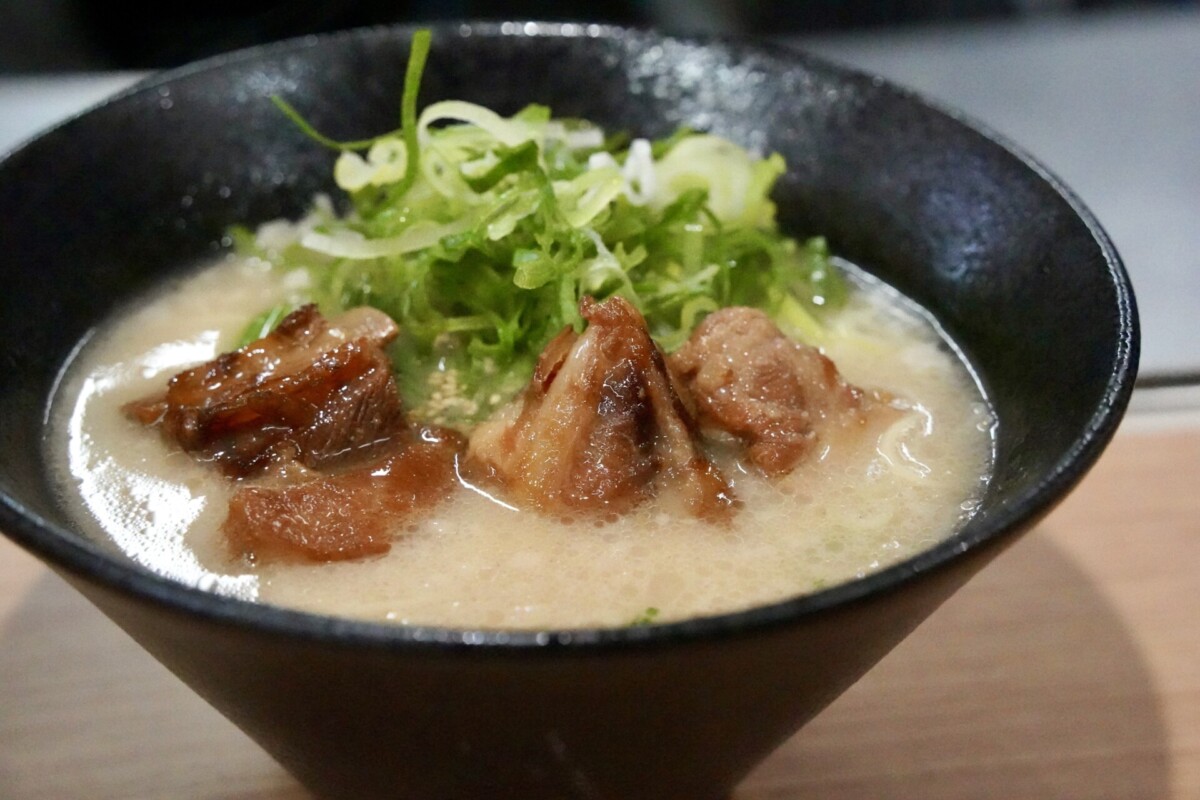 小倉駅ラーメン2026徹底比較！濃厚豚骨と深夜の穴場名店ランキング