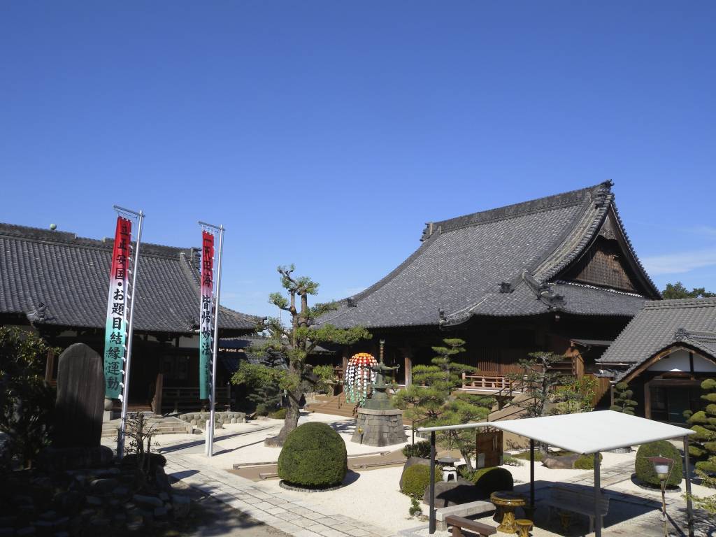 妙勝寺の歴史と見どころを徹底解剖！御朱印から桜の絶景まで