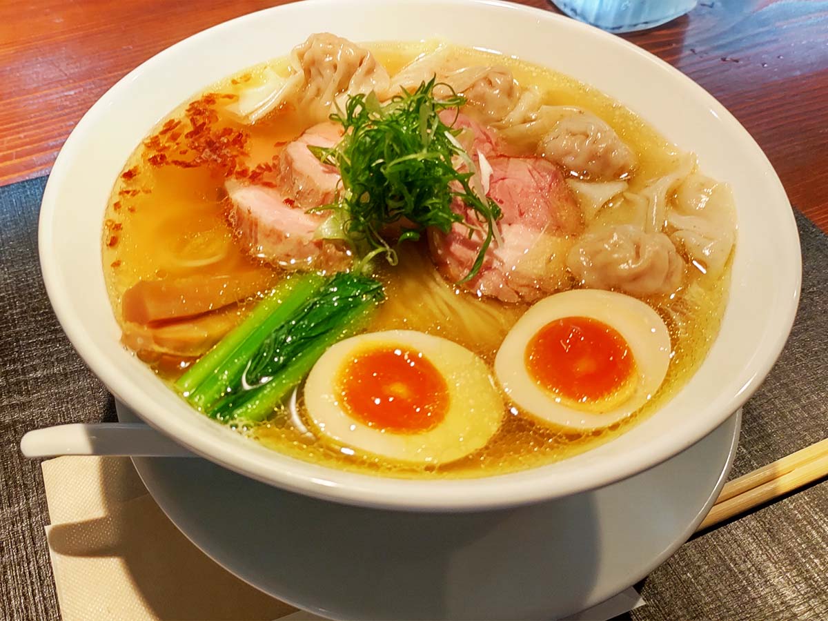 四日市「鉢ノ葦葉」なぜ名店へ？整理券と絶品塩の秘密を徹底解剖