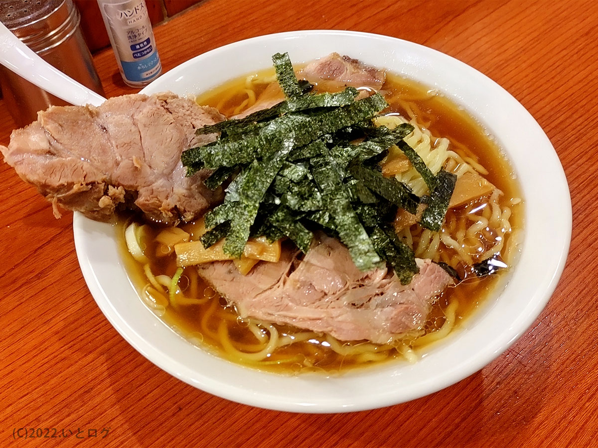 新宿「らぁめん満来」規格外肉の真相！ほりうちとの違いや行列を完全解剖