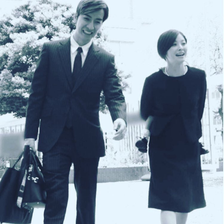 12年愛の結末、そして未来へ——橘慶太と松浦亜弥がハワイで誓った「永遠の愛」と今も語り継がれる伝説の舞台裏