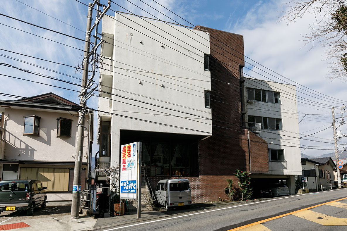 【2026年現地取材】なぜいま三陸の「民宿 ふか べ」に予約が殺到するのか？食通たちが密かに通う絶品海鮮とおもてなしの真相
