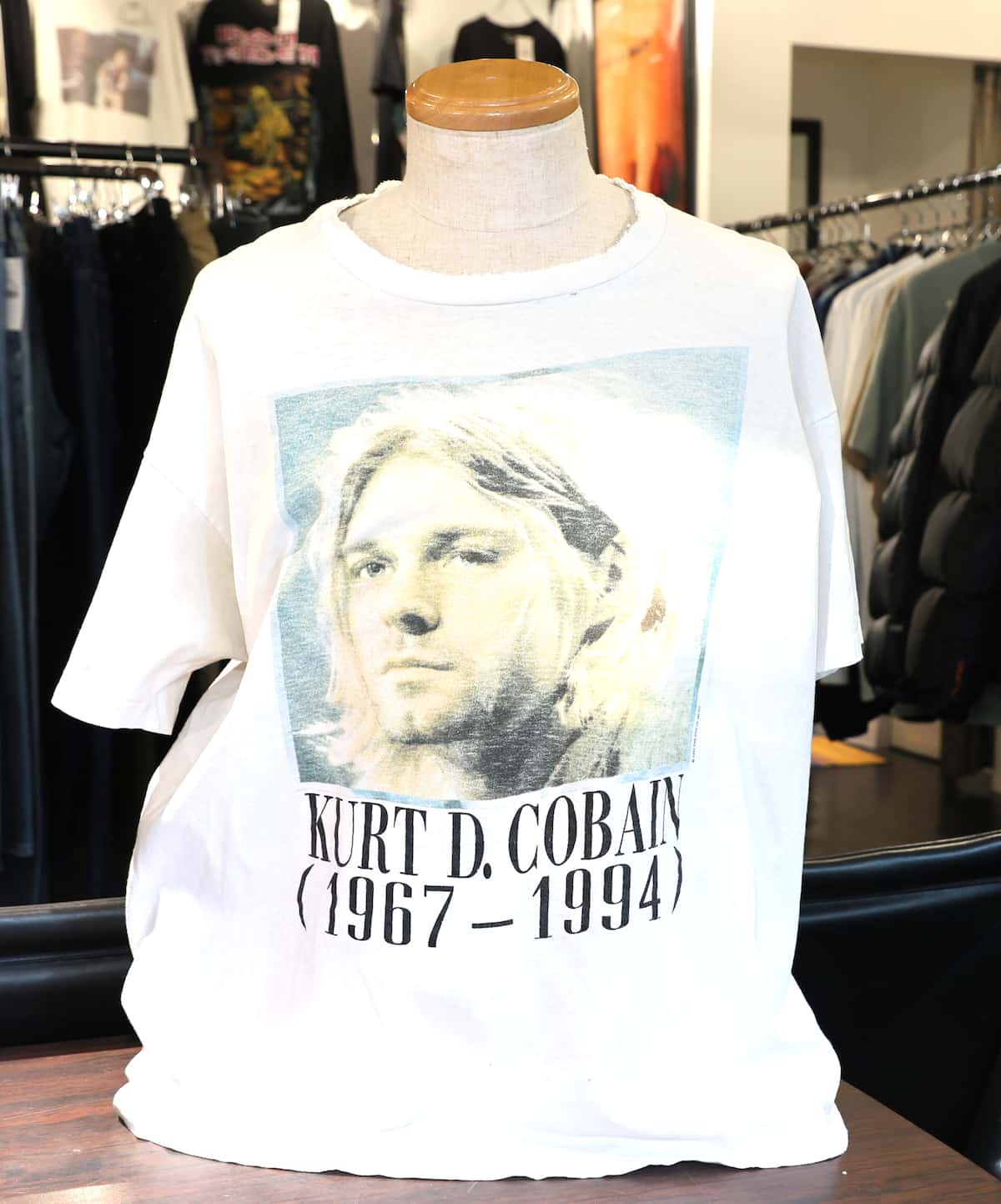 ヴィンテージTシャツが2026年に高騰する理由と本物の見分け方【保存版】