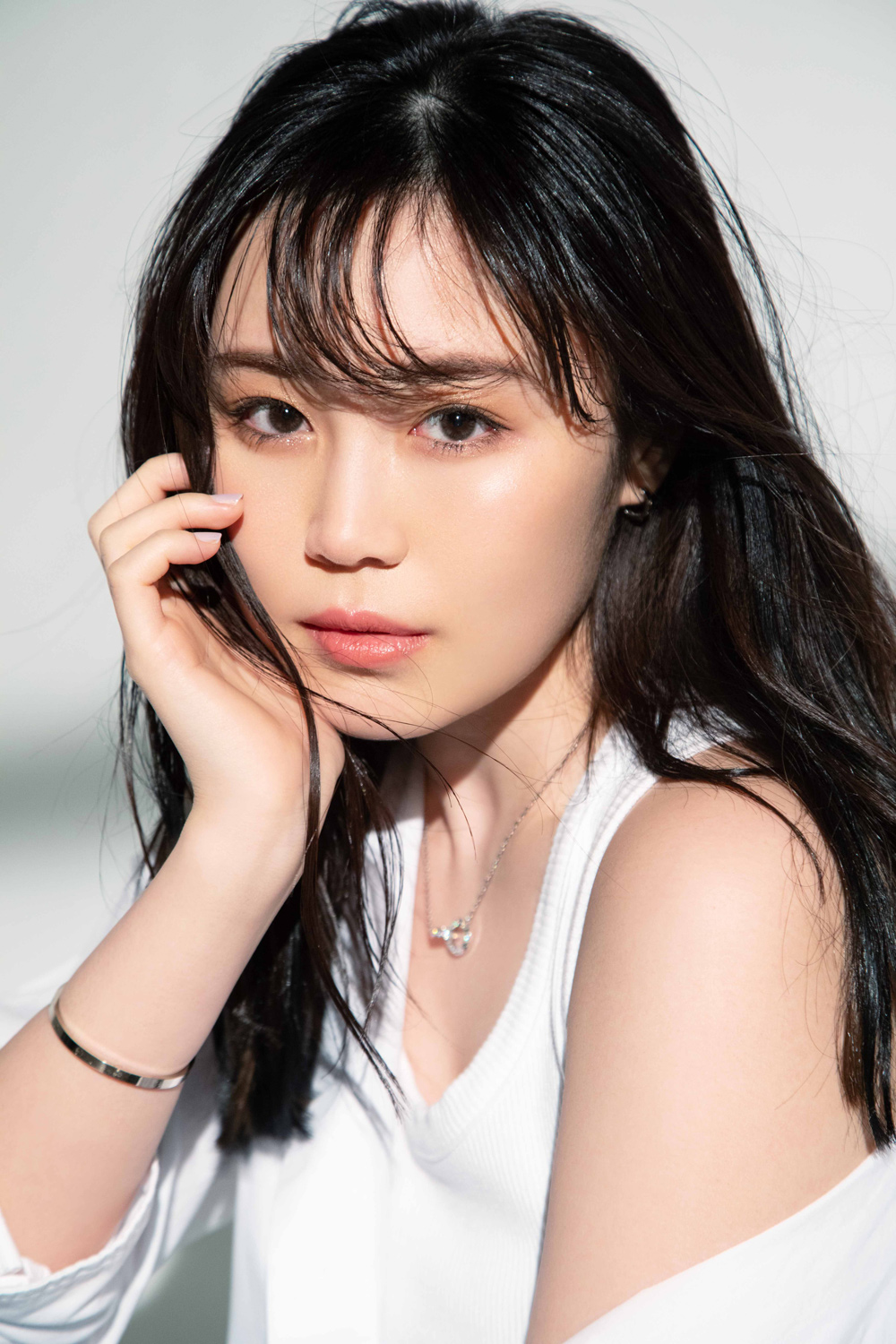 鷲尾伶菜とE-Girls解散の真実｜Flowerから現在までの全軌跡