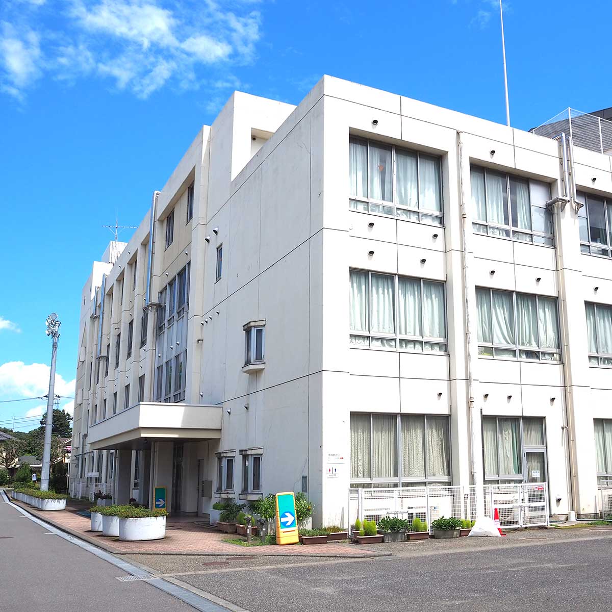 都立豊多摩高校の偏差値・倍率と進学実績！私服校風と評判の真相