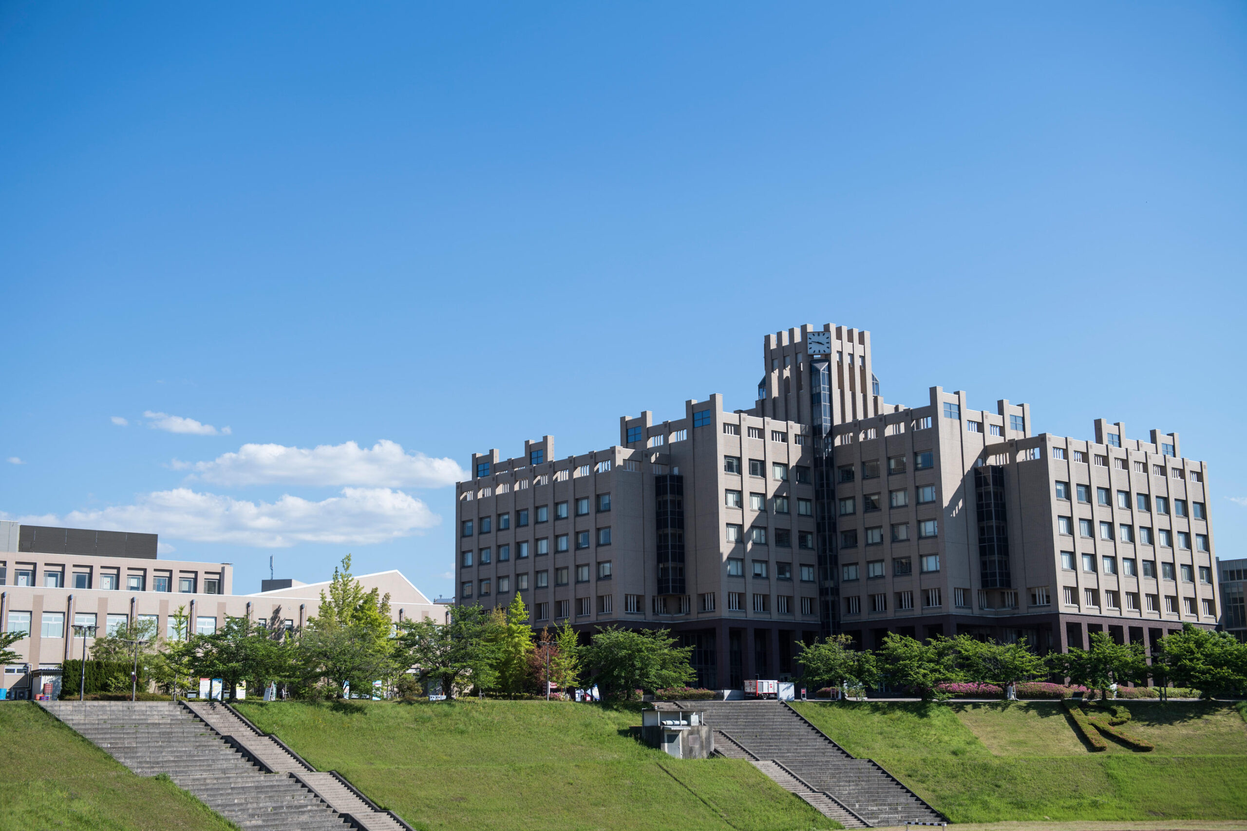 立命館Bkcは不便で遠い？学部移転の真相と2026年の実態を現場検証