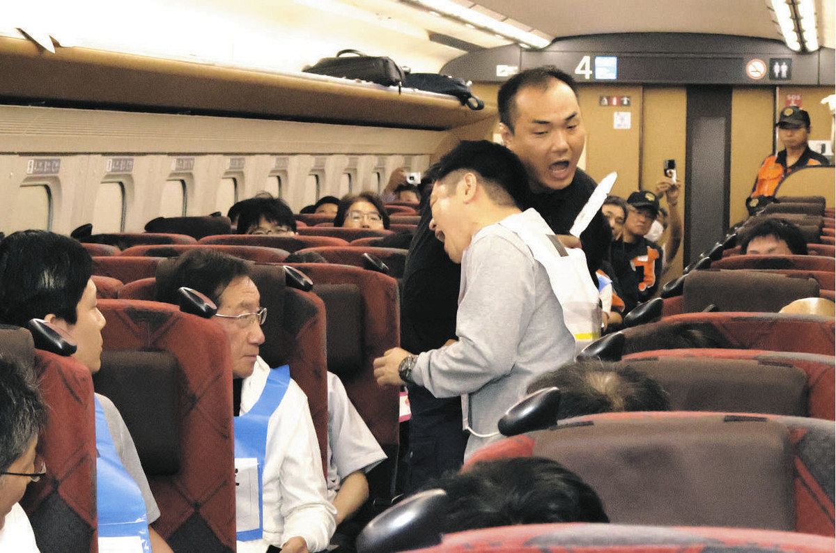 新幹線への刃物持ち込みは禁止？手荷物規制の真相と防犯基準の最前線