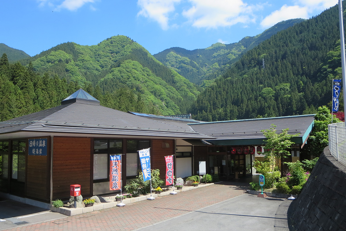 道の駅大滝温泉の現在と実態検証｜遊湯館の泉質から車中泊の注意点まで